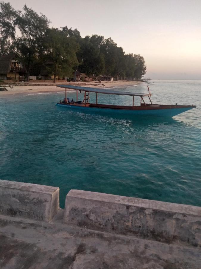 Family Bungalow Ilhas Gili Exterior foto
